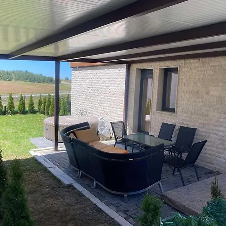 Fox Hill Apartment